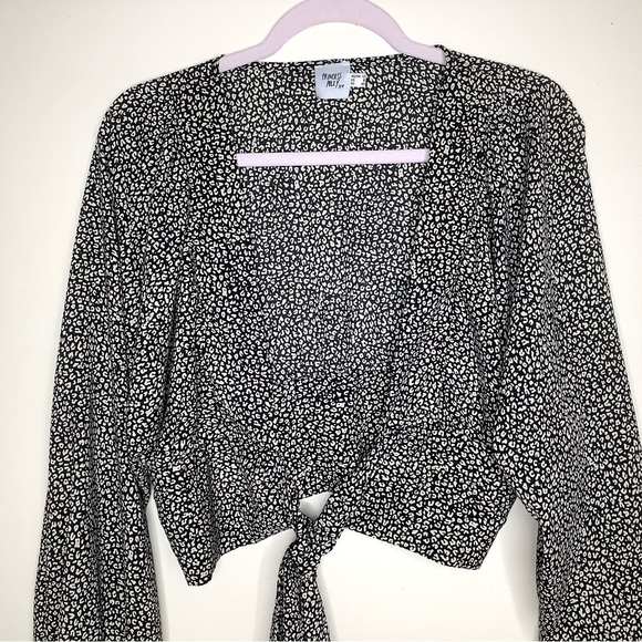 < Princess Polly Leopard Print Tie Front Top > - Picture 3 of 6